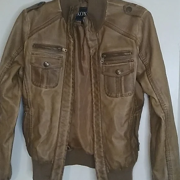 XOXO leather jacket💛💛 - Picture 2 of 6